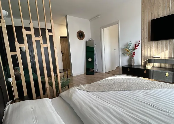 Abc - 44 * Bucureşti